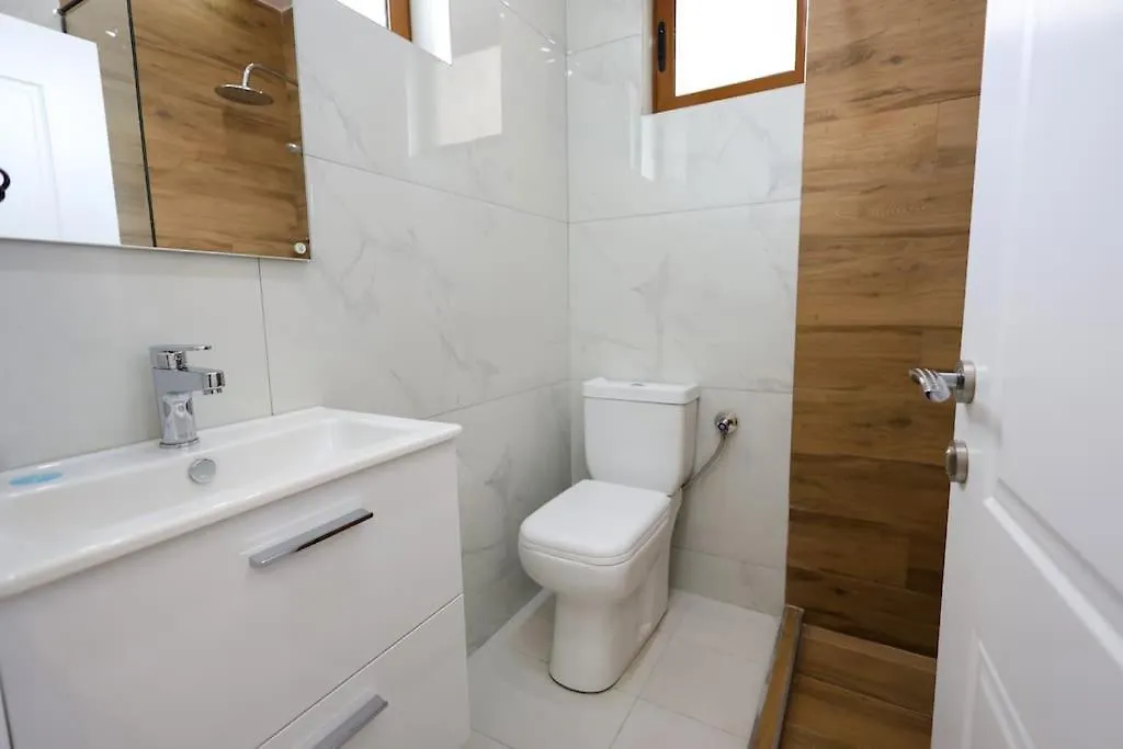 Magda Studio 2 In Berat Centre Apartment